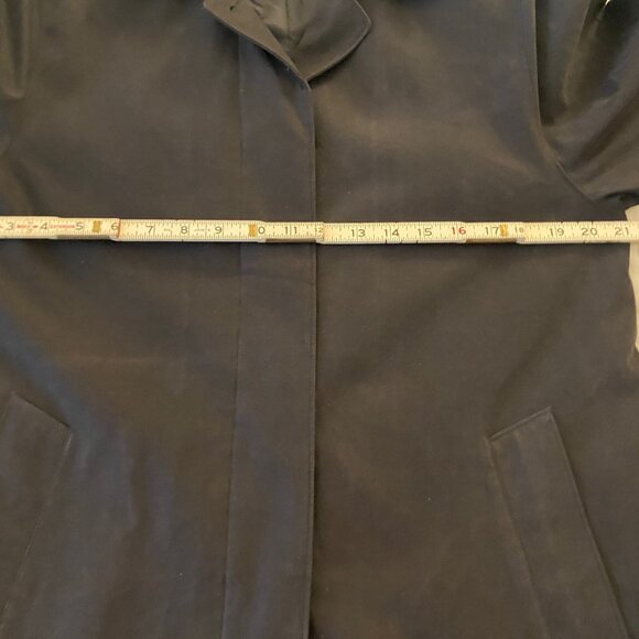 London Fog - M Petite -  Classic trench coat in black, same size as 8 almost - Picture 11 of 15